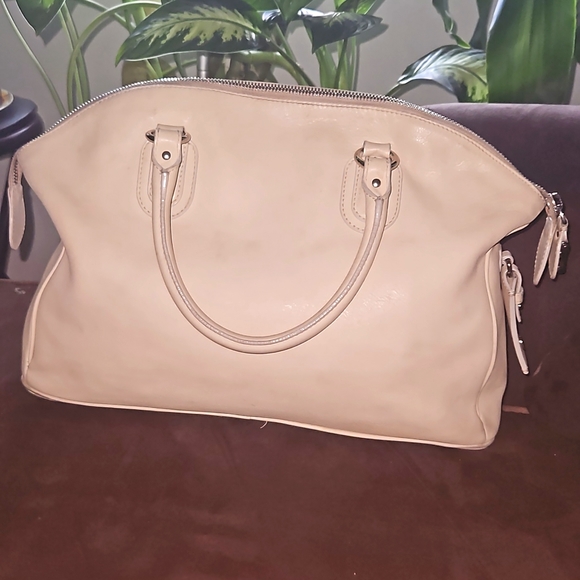 Beige Aigner Shoulder Bag - Picture 5 of 8